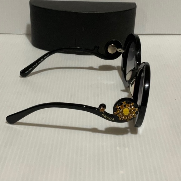 Prada woman’s sunglasses spr 27QS round frame made in Italy - Picture 2 of 11